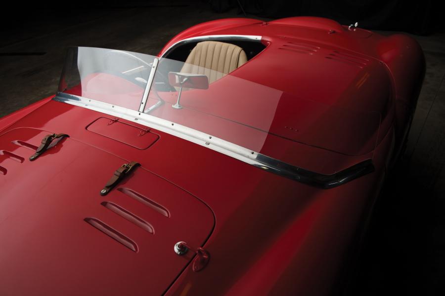Детали экстерьера Ferrari 500/735 Mondial Spyder (0448MD) 1954 года  (фото 6 из 21)